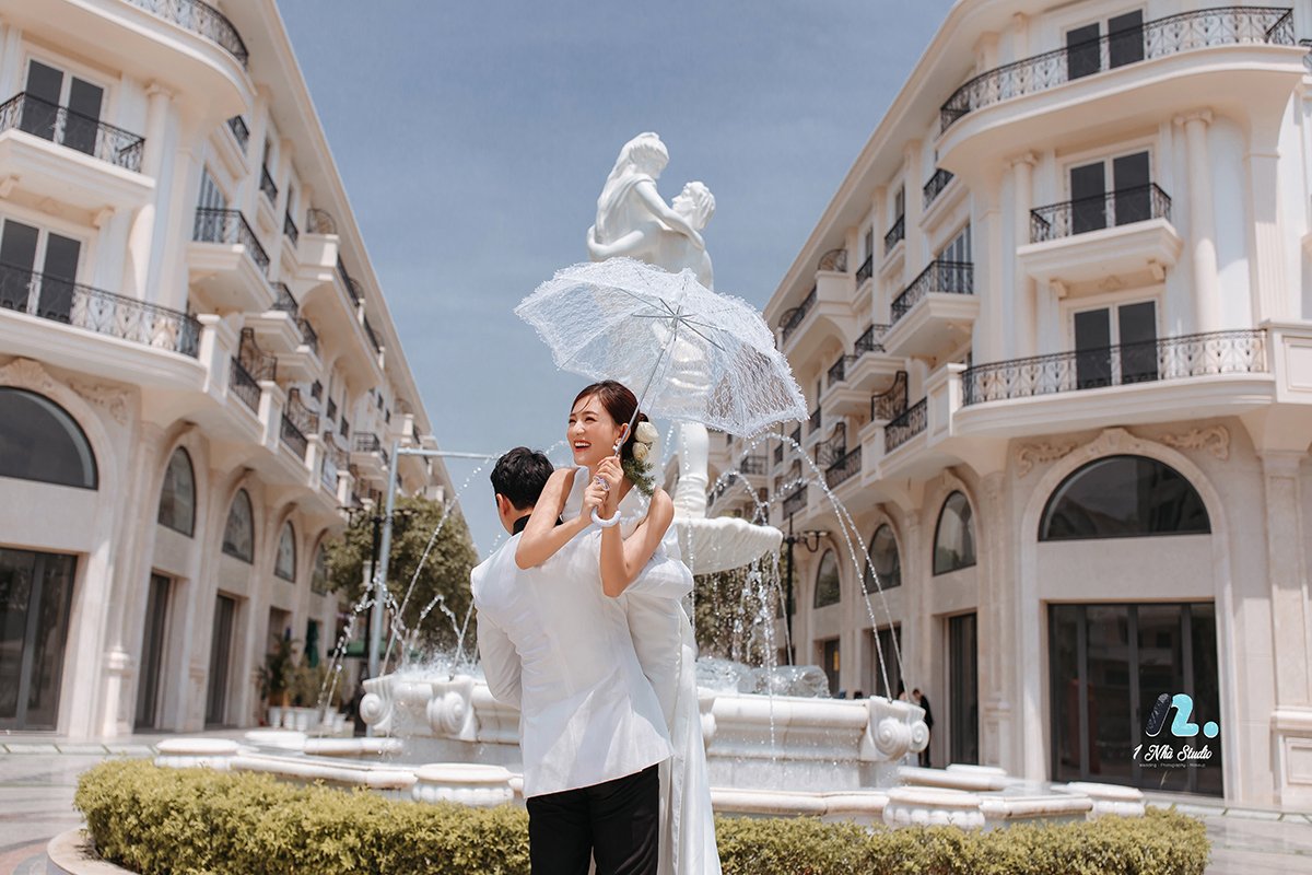 Phong cách chụp ảnh cưới: So sánh 8 kiểu phổ biến và cách chọn